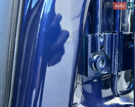 Синий Фольксваген Гольф, объемом двигателя 1.6 л и пробегом 284 тыс. км за 5350 $, фото 101 на Automoto.ua