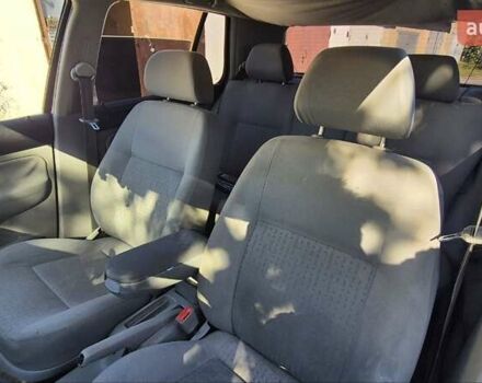 Синий Фольксваген Гольф, объемом двигателя 1.6 л и пробегом 207 тыс. км за 4600 $, фото 7 на Automoto.ua