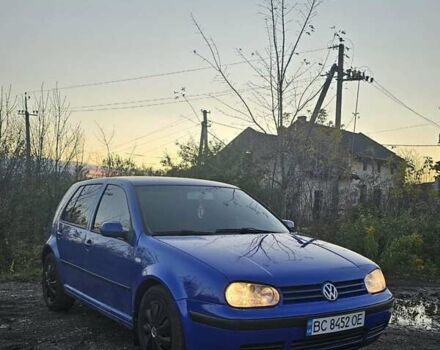 Синий Фольксваген Гольф, объемом двигателя 1.39 л и пробегом 235 тыс. км за 3200 $, фото 2 на Automoto.ua
