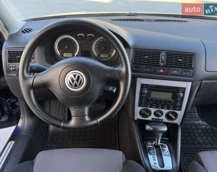 Синий Фольксваген Гольф, объемом двигателя 1.6 л и пробегом 284 тыс. км за 5350 $, фото 38 на Automoto.ua