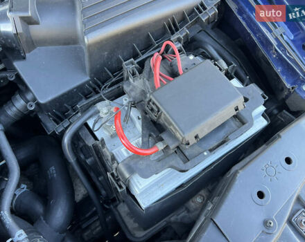 Синий Фольксваген Гольф, объемом двигателя 1.6 л и пробегом 284 тыс. км за 5350 $, фото 127 на Automoto.ua