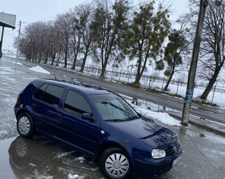 Синий Фольксваген Гольф, объемом двигателя 1.39 л и пробегом 350 тыс. км за 2599 $, фото 1 на Automoto.ua