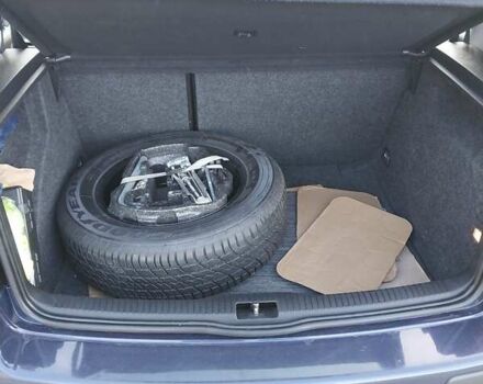 Синий Фольксваген Гольф, объемом двигателя 1.4 л и пробегом 341 тыс. км за 3450 $, фото 6 на Automoto.ua