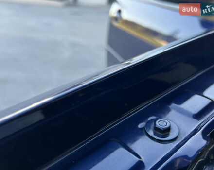 Синий Фольксваген Гольф, объемом двигателя 1.6 л и пробегом 284 тыс. км за 5350 $, фото 121 на Automoto.ua