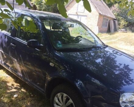 Синий Фольксваген Гольф, объемом двигателя 1.4 л и пробегом 241 тыс. км за 4200 $, фото 4 на Automoto.ua