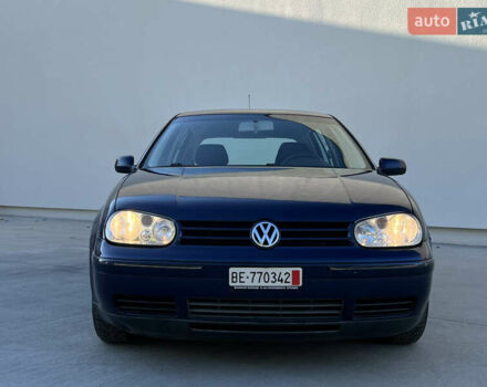 Синий Фольксваген Гольф, объемом двигателя 1.6 л и пробегом 284 тыс. км за 5350 $, фото 25 на Automoto.ua