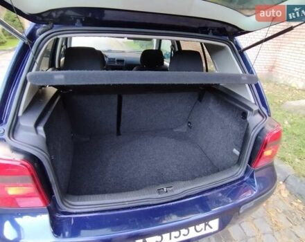 Синий Фольксваген Гольф, объемом двигателя 1.6 л и пробегом 190 тыс. км за 4390 $, фото 17 на Automoto.ua