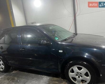 Синий Фольксваген Гольф, объемом двигателя 1.6 л и пробегом 180 тыс. км за 4950 $, фото 2 на Automoto.ua