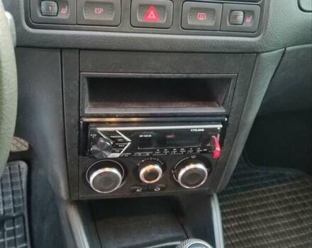 Синій Фольксваген Гольф, об'ємом двигуна 1.6 л та пробігом 196 тис. км за 3199 $, фото 14 на Automoto.ua