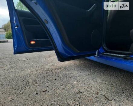 Синій Фольксваген Гольф, об'ємом двигуна 1.39 л та пробігом 176 тис. км за 4100 $, фото 61 на Automoto.ua