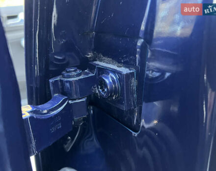 Синий Фольксваген Гольф, объемом двигателя 1.6 л и пробегом 284 тыс. км за 5350 $, фото 88 на Automoto.ua