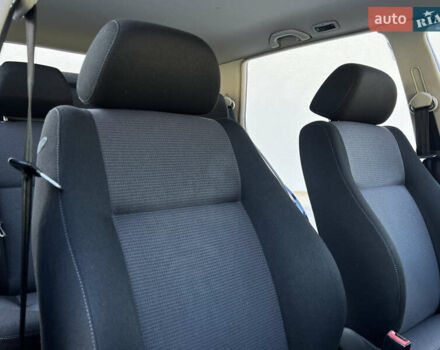 Синий Фольксваген Гольф, объемом двигателя 1.6 л и пробегом 284 тыс. км за 5350 $, фото 65 на Automoto.ua