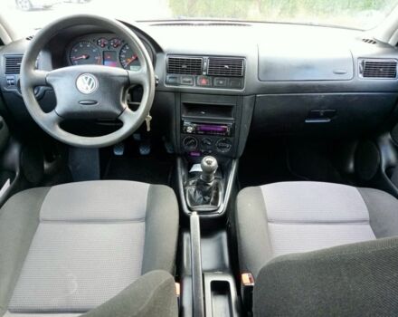 Синий Фольксваген Гольф, объемом двигателя 1.4 л и пробегом 198 тыс. км за 4050 $, фото 5 на Automoto.ua