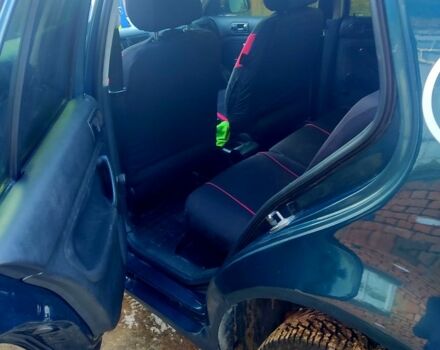 Синий Фольксваген Гольф, объемом двигателя 1.6 л и пробегом 365 тыс. км за 4000 $, фото 4 на Automoto.ua