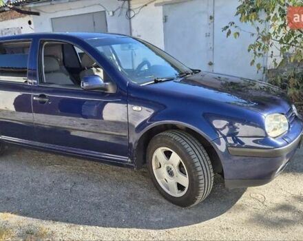 Синий Фольксваген Гольф, объемом двигателя 1.6 л и пробегом 207 тыс. км за 4600 $, фото 12 на Automoto.ua