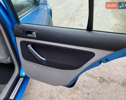 Синій Фольксваген Гольф, об'ємом двигуна 1.39 л та пробігом 204 тис. км за 4399 $, фото 30 на Automoto.ua
