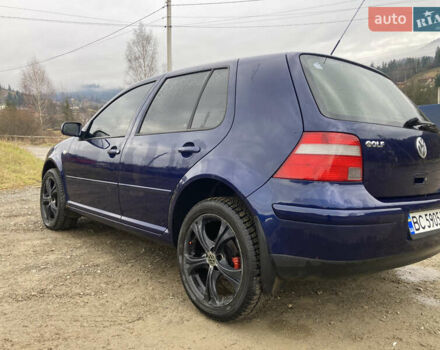 Синий Фольксваген Гольф, объемом двигателя 1.6 л и пробегом 250 тыс. км за 3500 $, фото 2 на Automoto.ua