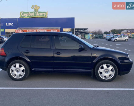 Синий Фольксваген Гольф, объемом двигателя 1.39 л и пробегом 241 тыс. км за 3900 $, фото 12 на Automoto.ua