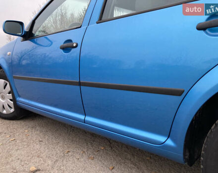 Синій Фольксваген Гольф, об'ємом двигуна 1.39 л та пробігом 204 тис. км за 4399 $, фото 16 на Automoto.ua