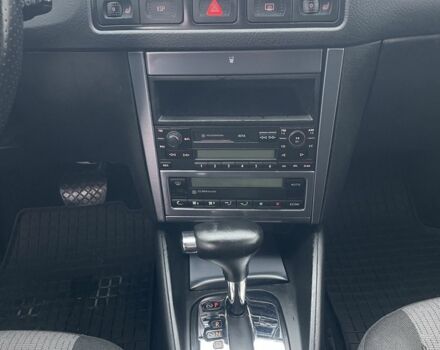 Синий Фольксваген Гольф, объемом двигателя 1.6 л и пробегом 218 тыс. км за 5100 $, фото 13 на Automoto.ua