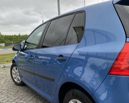 Синий Фольксваген Гольф, объемом двигателя 1.6 л и пробегом 178 тыс. км за 4900 $, фото 5 на Automoto.ua