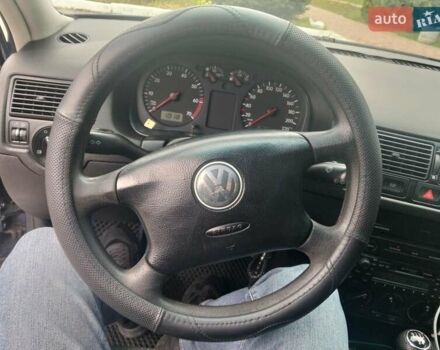 Синий Фольксваген Гольф, объемом двигателя 1.39 л и пробегом 254 тыс. км за 4250 $, фото 43 на Automoto.ua