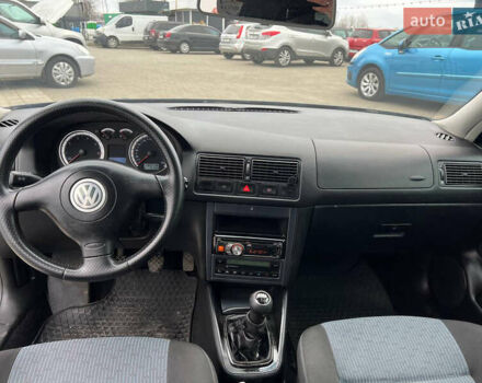 Синий Фольксваген Гольф, объемом двигателя 1.4 л и пробегом 260 тыс. км за 3999 $, фото 10 на Automoto.ua