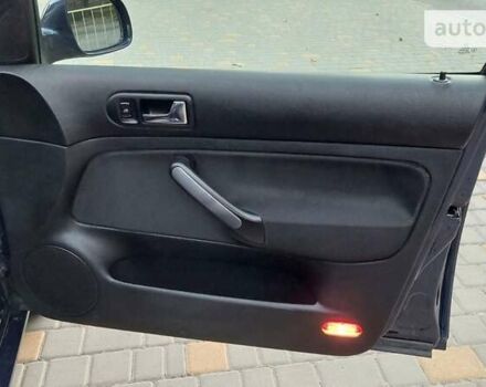 Синий Фольксваген Гольф, объемом двигателя 1.6 л и пробегом 167 тыс. км за 5777 $, фото 34 на Automoto.ua