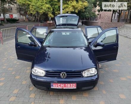 Синий Фольксваген Гольф, объемом двигателя 1.6 л и пробегом 167 тыс. км за 5777 $, фото 11 на Automoto.ua