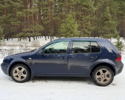 Синий Фольксваген Гольф, объемом двигателя 1.9 л и пробегом 220 тыс. км за 3950 $, фото 5 на Automoto.ua