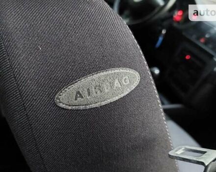 Синий Фольксваген Гольф, объемом двигателя 1.6 л и пробегом 167 тыс. км за 5777 $, фото 10 на Automoto.ua