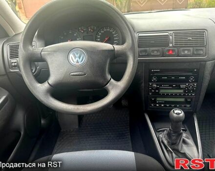 Синий Фольксваген Гольф, объемом двигателя 1.6 л и пробегом 216 тыс. км за 4850 $, фото 10 на Automoto.ua