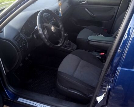 Синий Фольксваген Гольф, объемом двигателя 1.4 л и пробегом 140 тыс. км за 4600 $, фото 5 на Automoto.ua