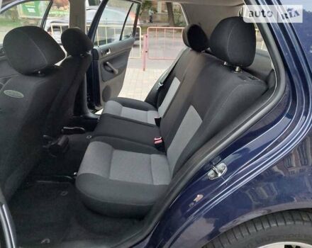 Синий Фольксваген Гольф, объемом двигателя 1.6 л и пробегом 167 тыс. км за 5777 $, фото 45 на Automoto.ua