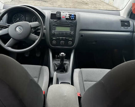 Фольксваген Гольф 2003 в Черкассах на Automoto.ua Синий Фольксваген Гольф, объемом двигателя 1.6 л и пробегом 178 тыс. км за 5250 $, фото 7 на Automoto.ua