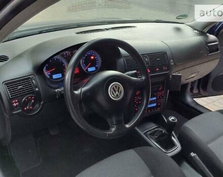 Синий Фольксваген Гольф, объемом двигателя 1.6 л и пробегом 167 тыс. км за 5777 $, фото 50 на Automoto.ua