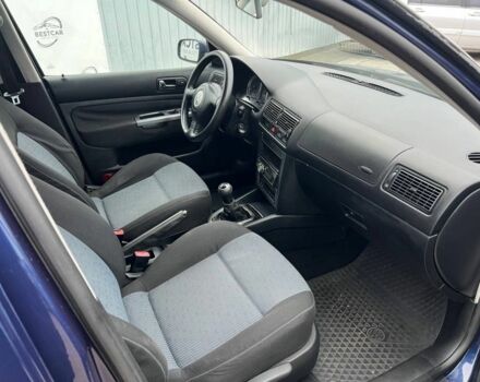 Синий Фольксваген Гольф, объемом двигателя 1.4 л и пробегом 260 тыс. км за 3999 $, фото 11 на Automoto.ua