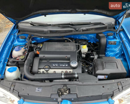 Синій Фольксваген Гольф, об'ємом двигуна 1.39 л та пробігом 204 тис. км за 4399 $, фото 22 на Automoto.ua