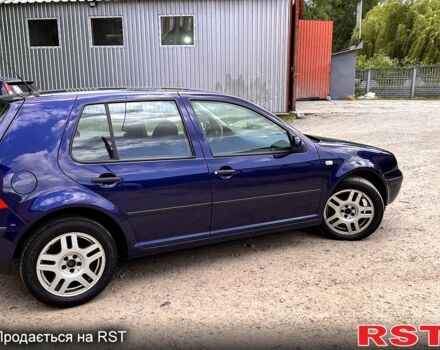 Синий Фольксваген Гольф, объемом двигателя 1.4 л и пробегом 267 тыс. км за 4599 $, фото 3 на Automoto.ua