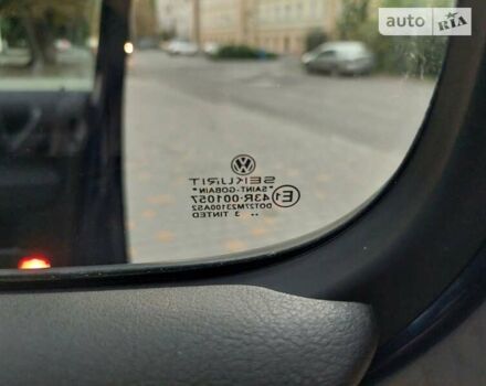 Синий Фольксваген Гольф, объемом двигателя 1.6 л и пробегом 167 тыс. км за 5777 $, фото 38 на Automoto.ua