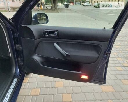 Синий Фольксваген Гольф, объемом двигателя 1.6 л и пробегом 167 тыс. км за 5777 $, фото 42 на Automoto.ua