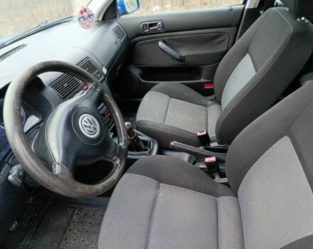 Синій Фольксваген Гольф, об'ємом двигуна 1.6 л та пробігом 266 тис. км за 3200 $, фото 6 на Automoto.ua