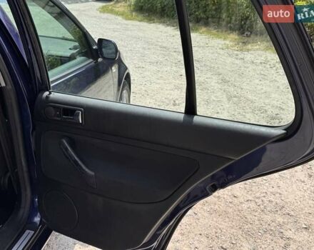 Синий Фольксваген Гольф, объемом двигателя 1.4 л и пробегом 266 тыс. км за 4799 $, фото 15 на Automoto.ua