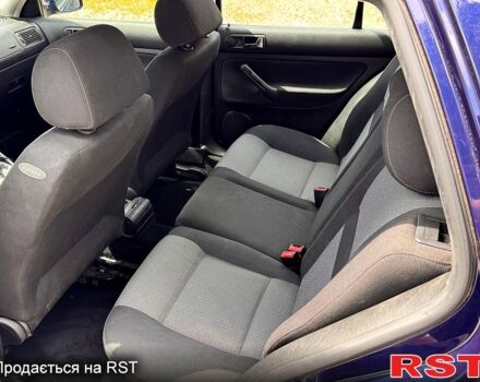 Синий Фольксваген Гольф, объемом двигателя 1.4 л и пробегом 267 тыс. км за 4599 $, фото 5 на Automoto.ua