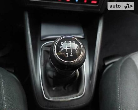 Синий Фольксваген Гольф, объемом двигателя 1.6 л и пробегом 167 тыс. км за 5777 $, фото 58 на Automoto.ua