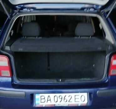 Синий Фольксваген Гольф, объемом двигателя 1.39 л и пробегом 265 тыс. км за 4300 $, фото 2 на Automoto.ua