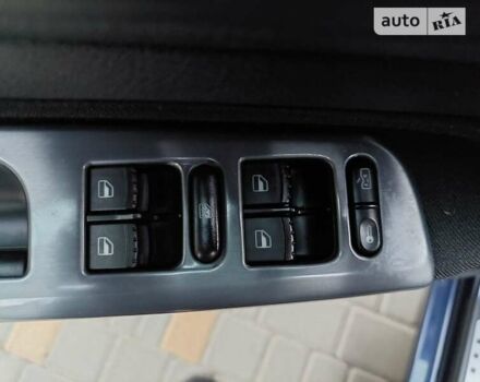 Синий Фольксваген Гольф, объемом двигателя 1.6 л и пробегом 167 тыс. км за 5777 $, фото 49 на Automoto.ua