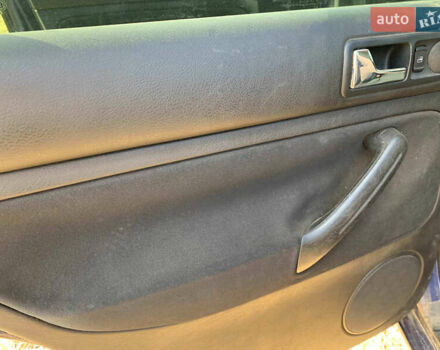 Синий Фольксваген Гольф, объемом двигателя 1.6 л и пробегом 108 тыс. км за 4700 $, фото 16 на Automoto.ua