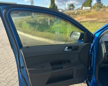 Синий Фольксваген Гольф, объемом двигателя 1.4 л и пробегом 147 тыс. км за 3200 $, фото 8 на Automoto.ua