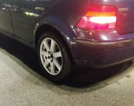 Синий Фольксваген Гольф, объемом двигателя 1.6 л и пробегом 493 тыс. км за 2500 $, фото 3 на Automoto.ua